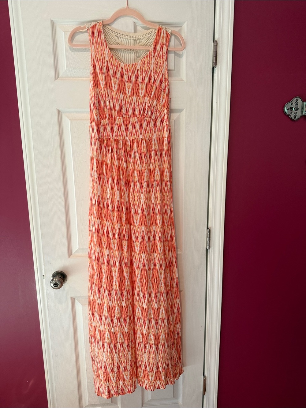 DAISY FUENTES.  Sleeveless Orange Chevron Maxi Dress